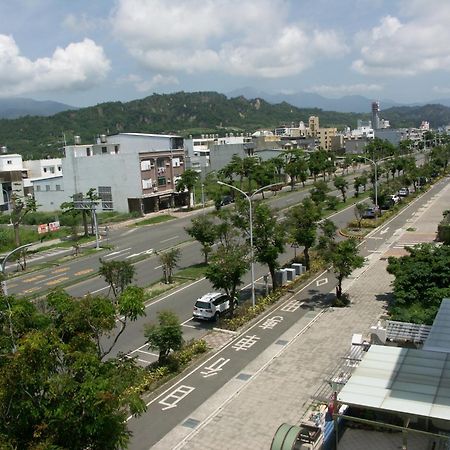 I Star Bed And Breakfast Taitung Exterior foto