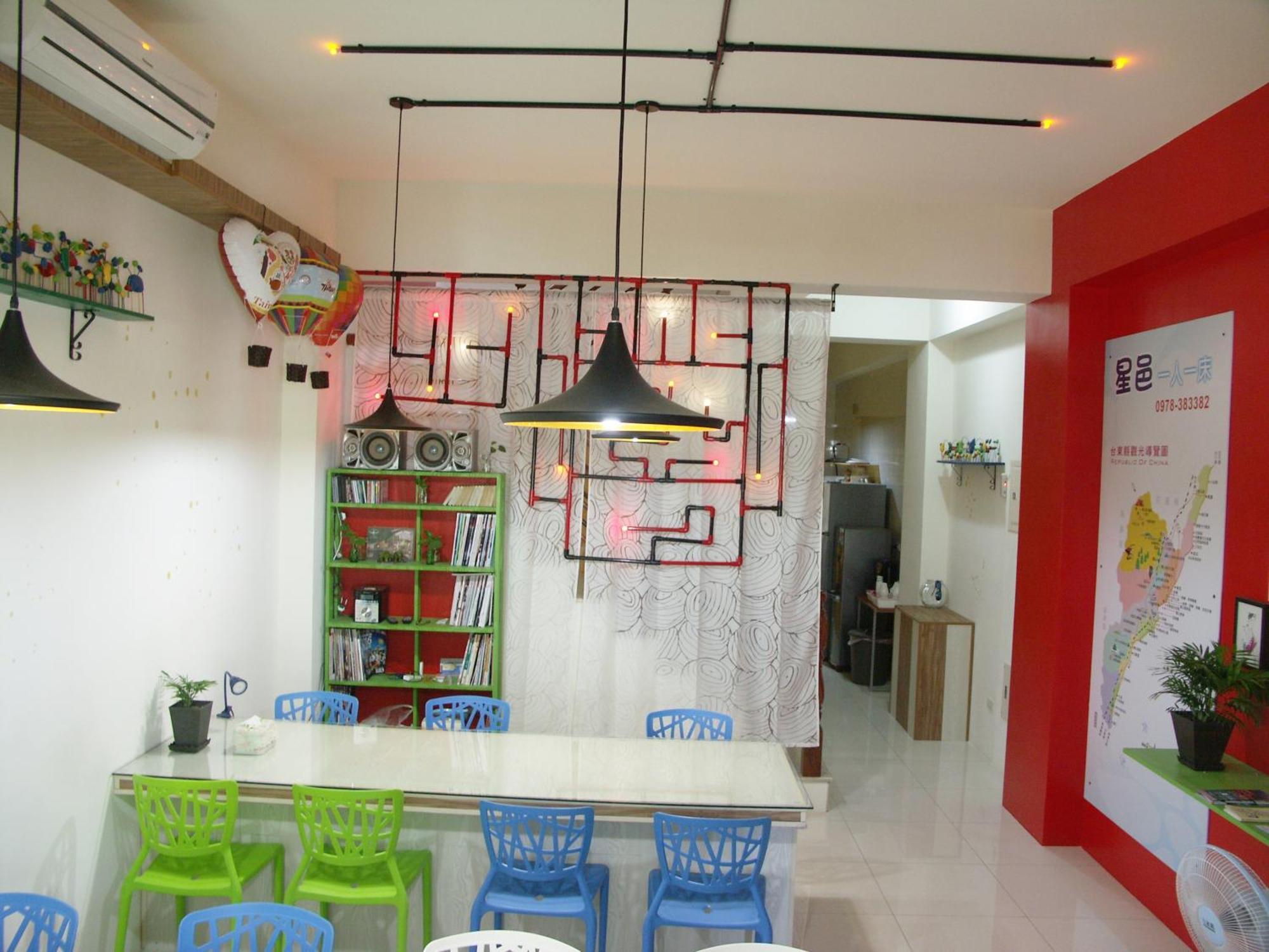 I Star Bed And Breakfast Taitung Exterior foto
